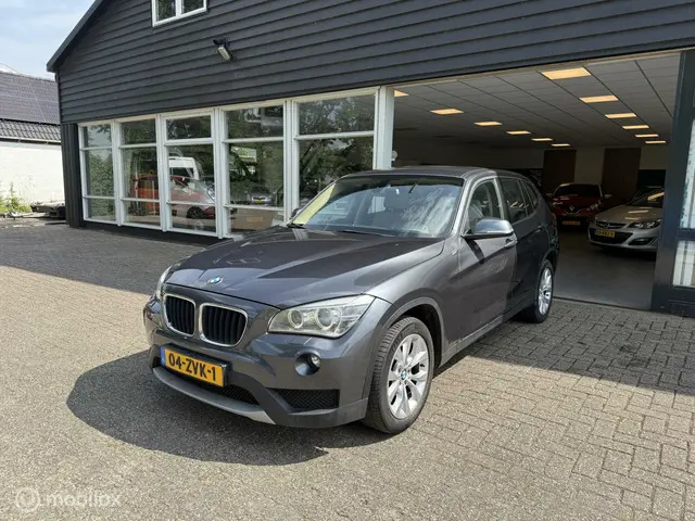 BMW X1 sDrive20i Business 2013 Benzine 4