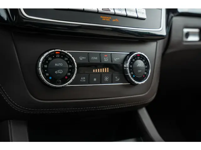 Mercedes-Benz GLS 400 4MATIC 2019 Benzine 18