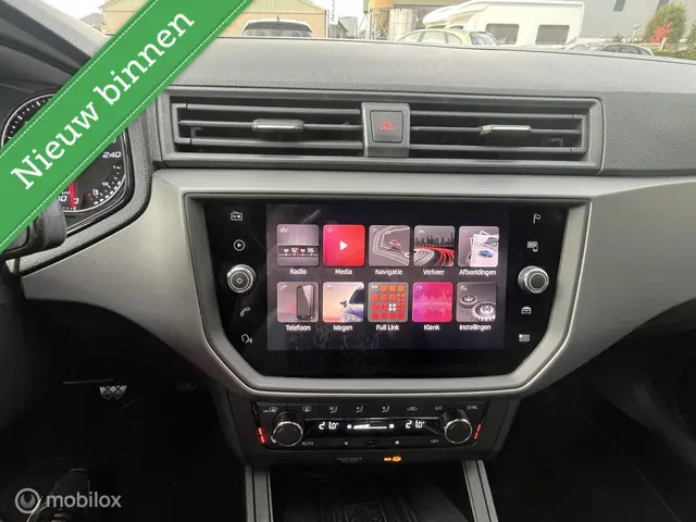 SEAT Ibiza 1.0 TSI Style Business Intense 2020 Benzine 10