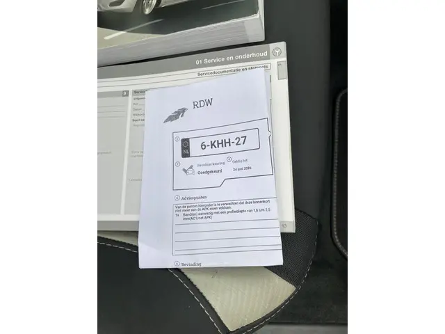 Volvo V60 1.6 T3 R-Design 2013 Benzine 30