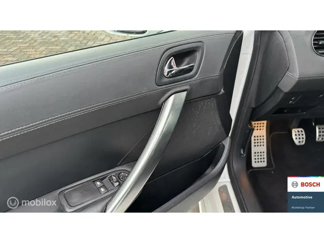 Peugeot RCZ 1.6 THP 2013 Benzine 11