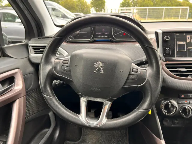 Peugeot 2008 1.2 VTi Active 2013 Benzine 13