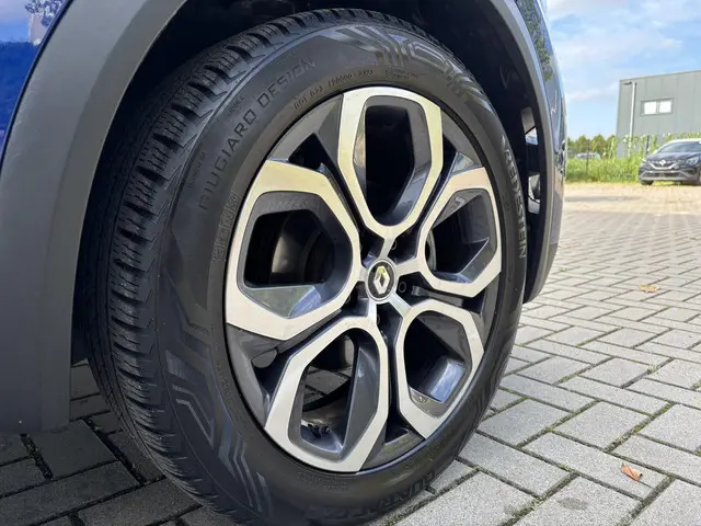 Renault Captur 1.0 TCe 90 techno 2023 Benzine 27