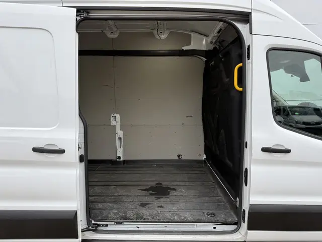 Ford Transit 350 2.0 TDCI 170PK 2023 Diesel 10