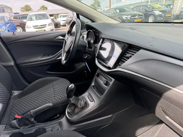 Opel Astra 1.4 Black Edition 2018 Benzine 8