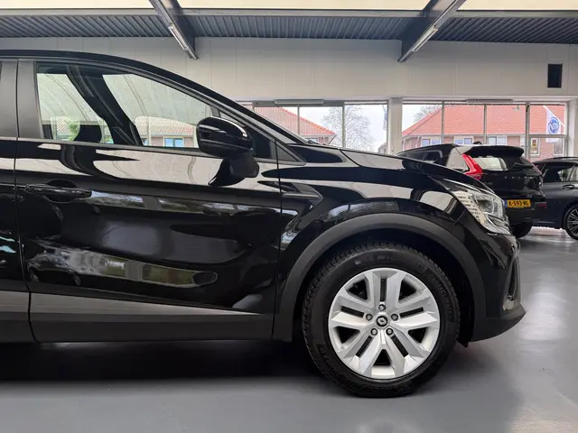 Renault Captur 1.0 TCe 90 evolution 2023 Benzine 9