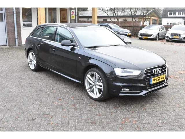 Audi A4 Avant 1.8 TFSI Pro Line S 2014 Benzine 31