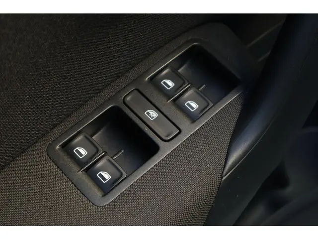 Volkswagen Polo 1.2 TSI Comfortline 2015 Benzine 31