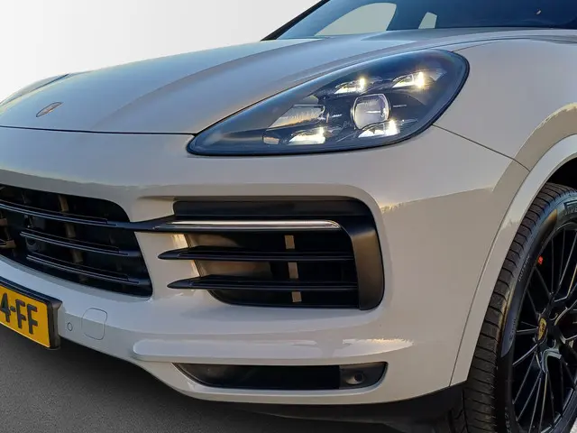 Porsche Cayenne Coupé 3.0 E-Hybrid 2020 Hybride Benzine 9