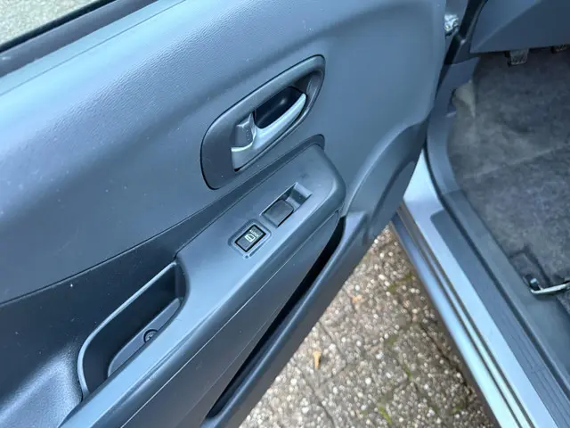 Suzuki Alto 1.0 Comfort EASSS 2013 Benzine 10