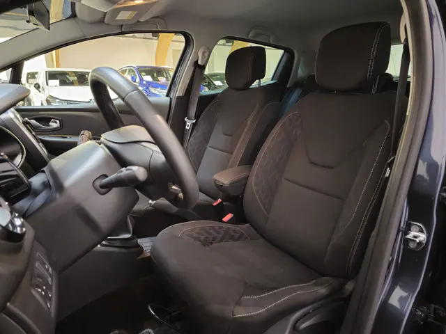 Renault Clio 0.9 TCe Limited 2018 Benzine 11