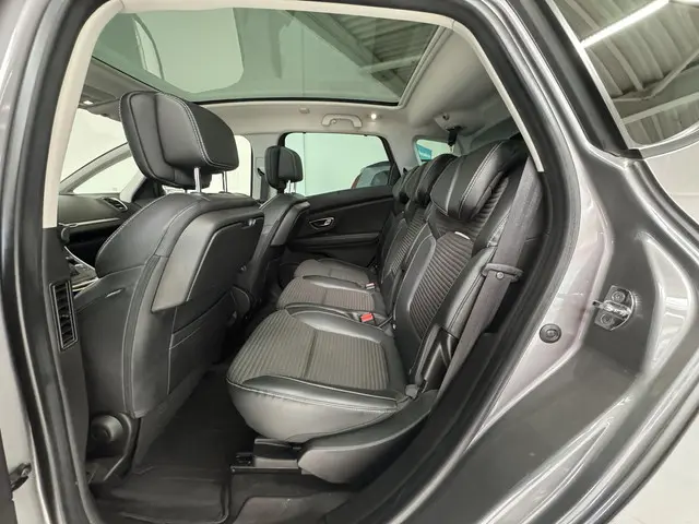 Renault Scénic 1.3 TCe Bose 2018 Benzine 8