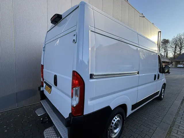 Opel Movano 2.2D 180 S&S L2H2 3.5t Zwaar 2024 Diesel 37