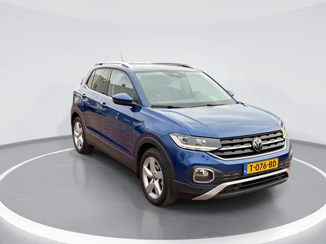 Volkswagen T-Cross 2