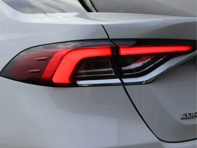 Toyota Corolla 1.8 Hybrid Style 2019 Hybride Benzine 14