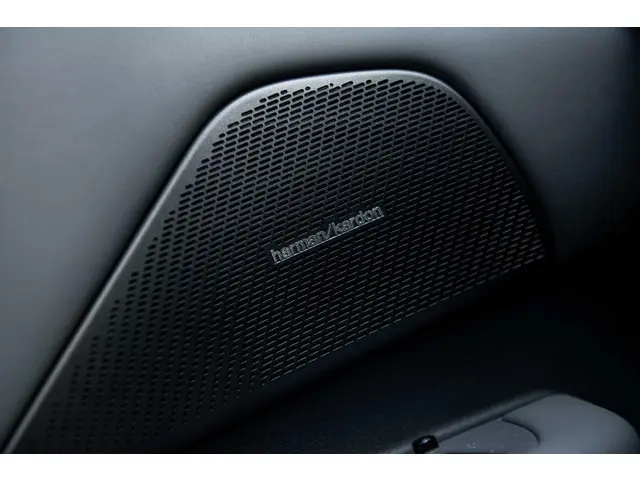 Lynk & Co 02 More 66 kWh 2026 Elektrisch 28