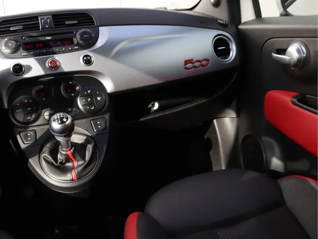 Fiat 500 0.9 TwinAir Sport 2015 Benzine 22