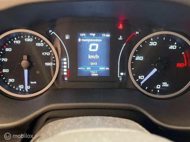 Iveco Daily 35S14 Koel/vries wagen automaat! 2023 Diesel 26