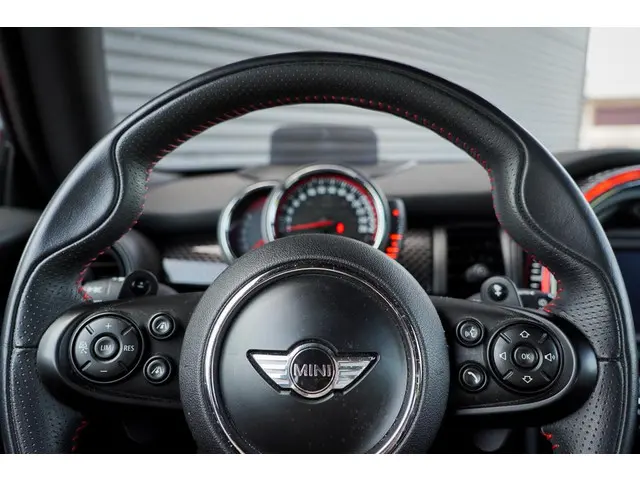 MINI Cooper Mini 2.0 John Works 2015 Benzine 15