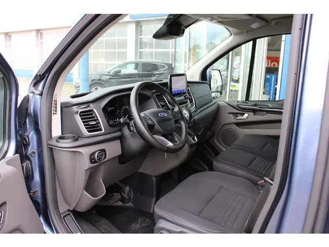 Ford Transit Custom 300 2.0 TDCI L1H1 Limited 2023 Diesel 7