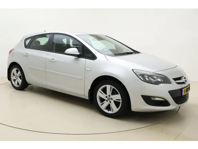 Opel Astra 1.4 Turbo Business + 2013 Benzine 8