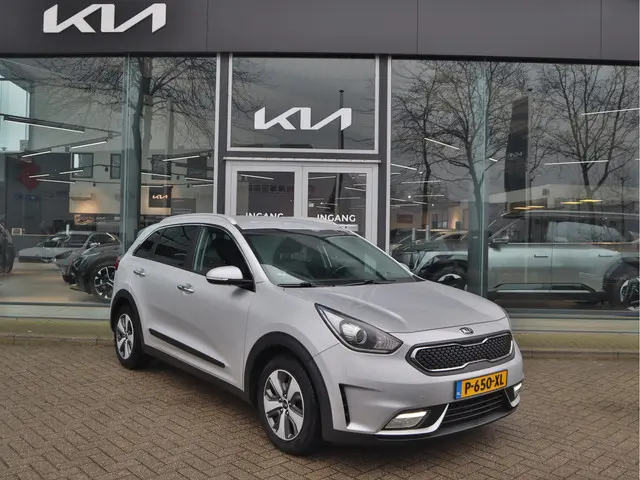 Kia Niro 1.6 GDi Hybrid DynamicLine 2018 Hybride Benzine 6
