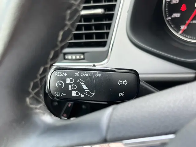 SEAT Leon 1.0 TSI Style Ultimate Edition 2019 Benzine 48