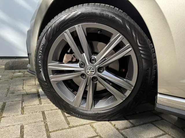 Volkswagen Polo 1.0 TSI Highline 2018 Benzine 30