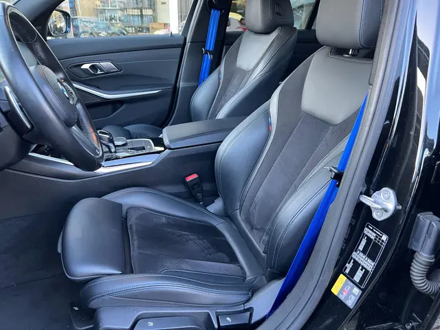 BMW 3 Serie 330e High Executive 2020 Hybride Benzine 6