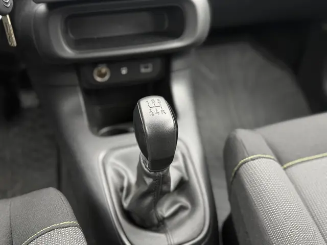 Citroën C3 1.2 PureTech Feel 2018 Benzine 27