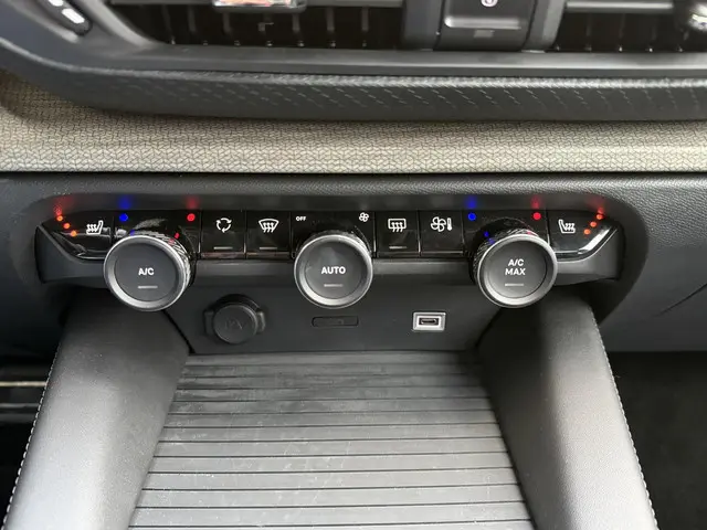 Citroën C5 X 1.6 Turbo Shine 2022 Benzine 15