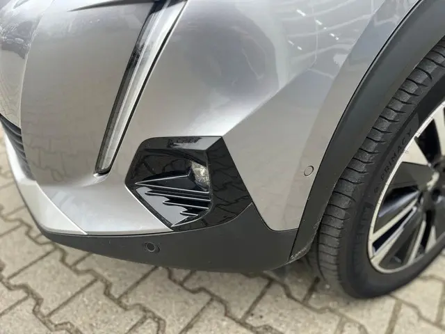 Peugeot e-2008 EV GT 50 kWh 2020 Elektrisch 26