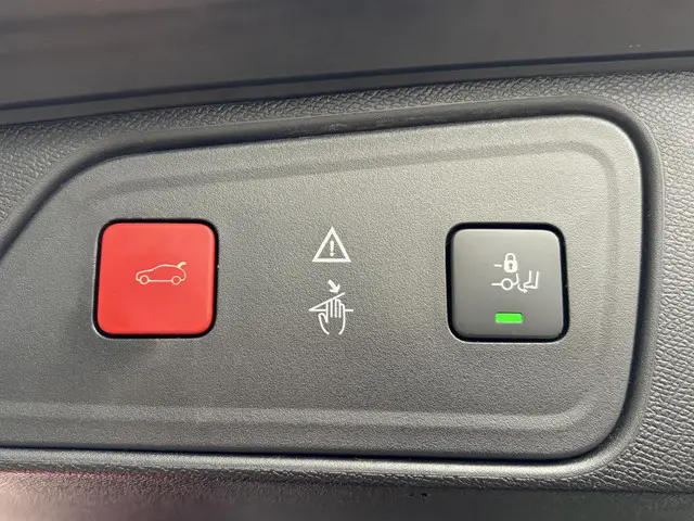 Peugeot 3008 1.2 PureTech GT 2019 Benzine 30