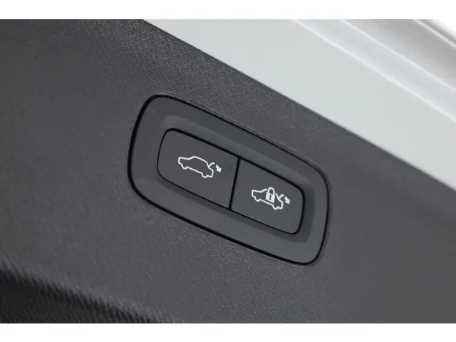 Volvo XC90 T8 Recharge Plus Bright 2024 Hybride Benzine 24