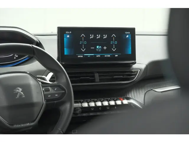 Peugeot 3008 PureTech 130 EAT8 Allure 2022 Benzine 56