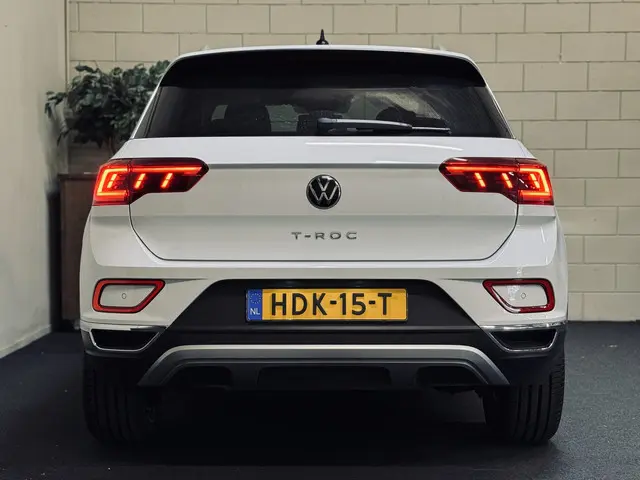 Volkswagen T-Roc 1.5 TSI DSG Style 2022 Benzine 7