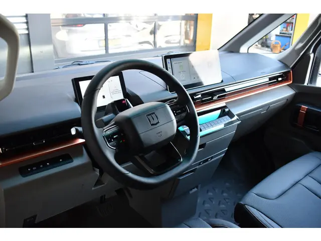 Farizon SV L3H3 83 kWh 2025 Elektrisch 6