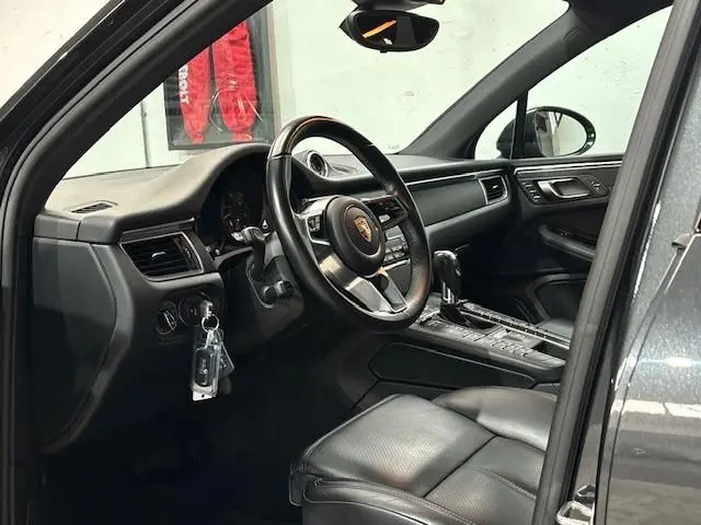 Porsche Macan 2.0 2018 Benzine 6