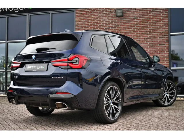 BMW X3 xDrive30e M-Sport 2021 Hybride Benzine 42