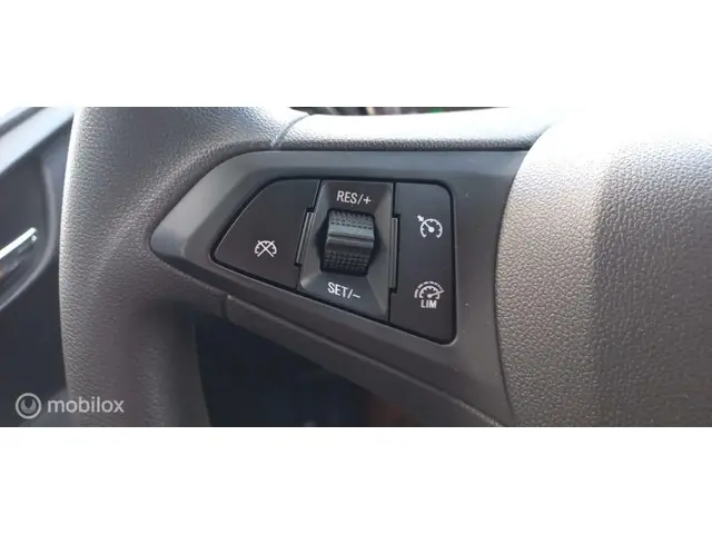 Opel KARL 1.0 Rocks Online Edition 2019 Benzine 9