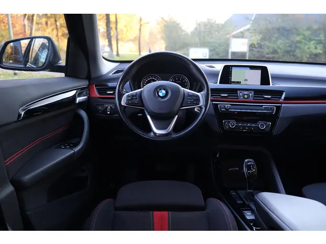 BMW X1 sDrive18i 2019 Benzine 19