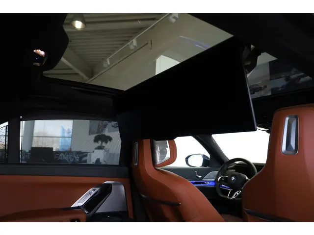 BMW i7 xDrive60 2025 Elektrisch 28