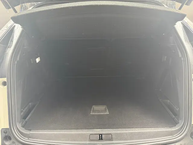Peugeot 3008 1.6 GT Line | 1e Eigenaar|NL Auto| 2018 Benzine 35