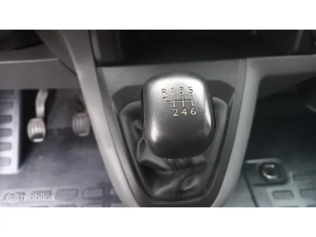 Toyota ProAce Worker 2.0 D-4D Professional 2020 Diesel 11