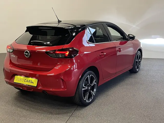 Opel Corsa 1.2 Turbo 100pk Elegance Sky 2023 Benzine 8