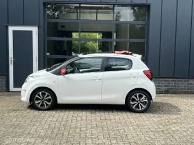 Citroën C1 1.2 PureTech Airscape Shine 2015 Benzine 5