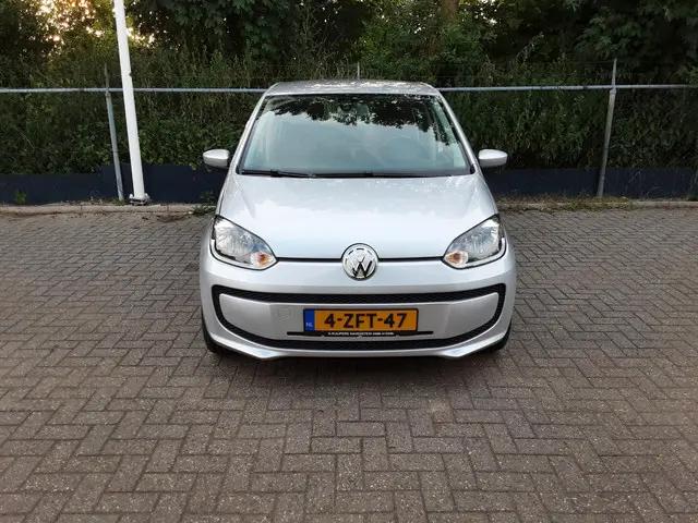 Volkswagen up! 1.0 move up! BlueMotion 2015 Benzine 5