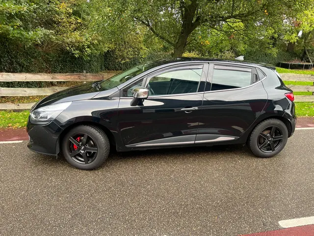 Renault Clio 0.9 TCe Iconic Clima Pdc 2016 Benzine 2