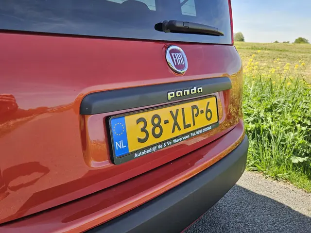 Fiat Panda 0.9 TwinAir Lounge 2012 Benzine 18