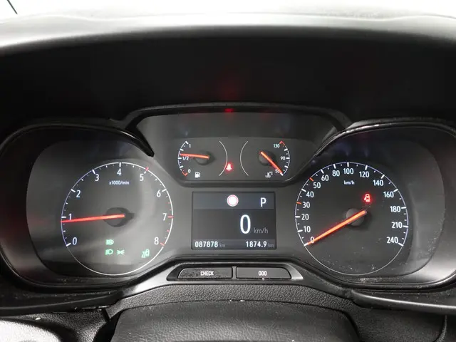 Opel Combo 1.5D 130PK L2H1 Edition Automaat 2022 Diesel 19